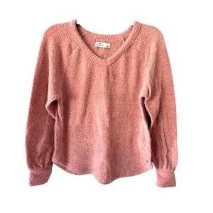 NWOT Hollister Dusty Rose V-Neck Fuzzy Sweater SZ S